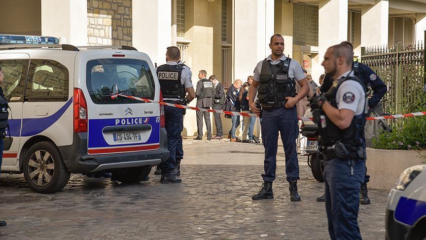 French officers making an arrest